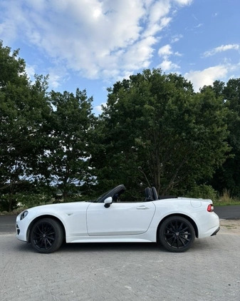 Fiat 124 Spider cena 77900 przebieg: 48000, rok produkcji 2018 z Słupsk małe 56